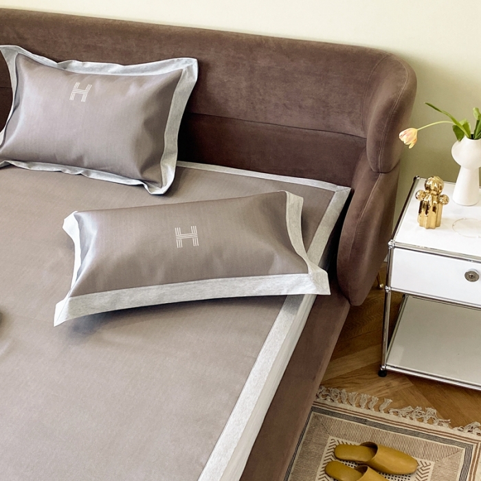 91家纺网 家纺一手货源 找家纺 时年家纺 2021新款水洗冰露丝养生凉席数码印花-轻奢 H-咖色