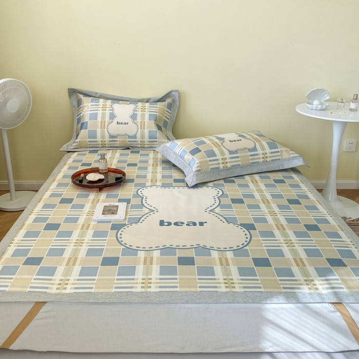 91家纺网 家纺一手货源 找家纺 时年家纺 2021新款水洗冰露丝养生凉席数码印花-轻奢 格子熊