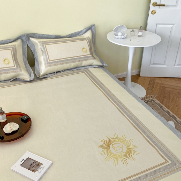 91家纺网 家纺一手货源 找家纺 时年家纺 2021新款水洗冰露丝养生凉席数码印花-轻奢 小幸运黄