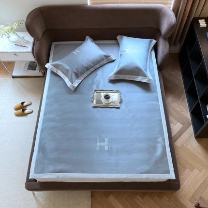 91家纺网 家纺一手货源 找家纺 （总）时年 2021新款水洗冰露丝养生凉席数码印花-轻奢风格二