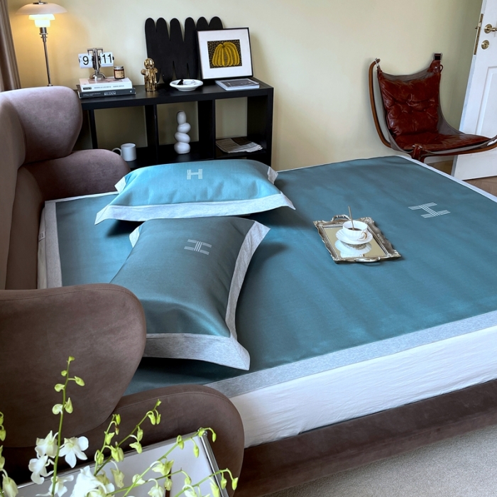 91家纺网 家纺一手货源 找家纺 时年2021新款水洗冰露丝养生凉席数码印花-轻奢风格二H墨绿2