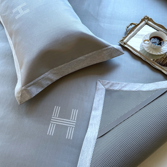 91家纺网 家纺一手货源 找家纺 时年2021新款水洗冰露丝养生凉席数码印花-轻奢风格二H浅灰2