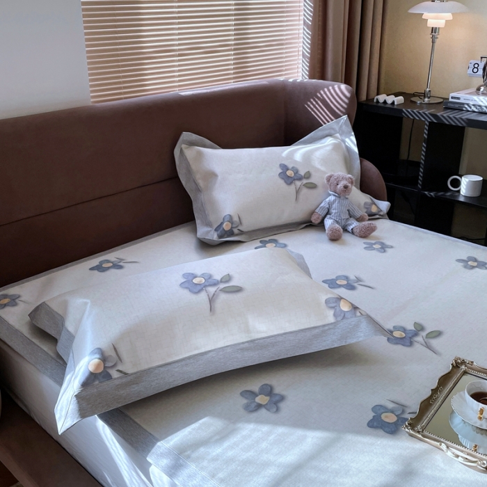 91家纺网 家纺一手货源 找家纺 时年 2021新款水洗冰露丝养生凉席数码印花轻奢风格二蓝风铃2