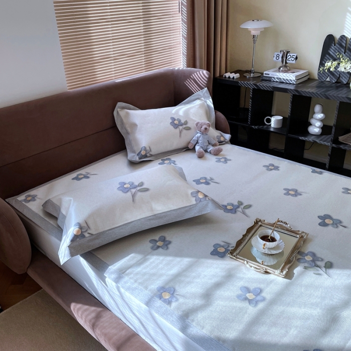 91家纺网 家纺一手货源 找家纺 时年 2021新款水洗冰露丝养生凉席数码印花轻奢风格二蓝风铃2