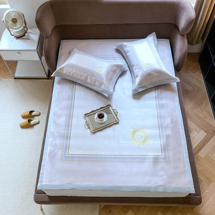 91家纺网 家纺一手货源 找家纺 时年2021新款水洗冰露丝养生凉席数码印花轻奢风格二小幸运粉2