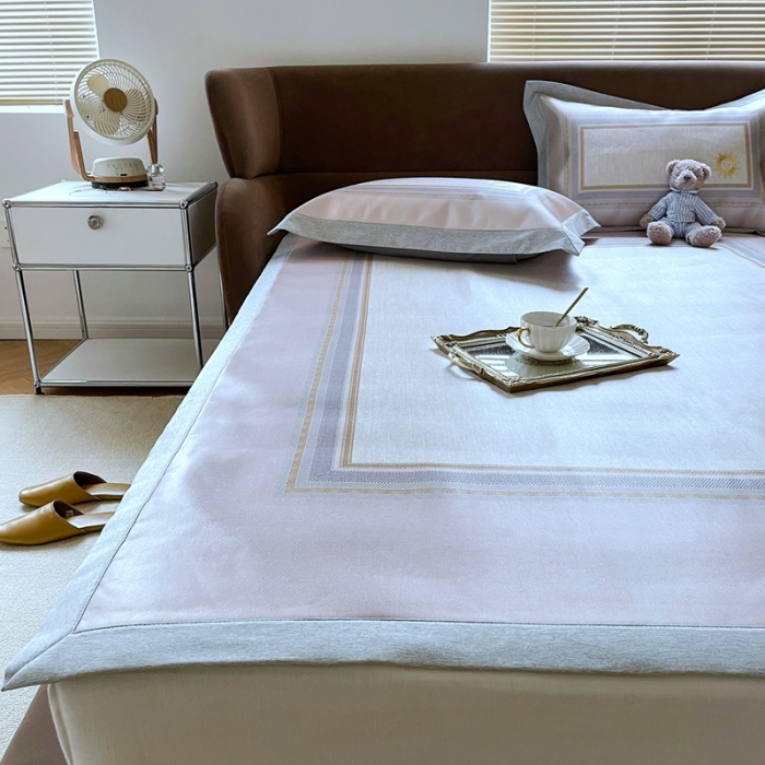 91家纺网 家纺一手货源 找家纺 时年2021新款水洗冰露丝养生凉席数码印花轻奢风格二小幸运粉2