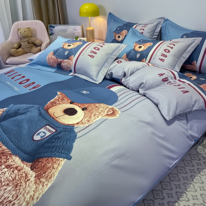 91家纺网 家纺一手货源 找家纺 金爱家 2021新款13372大版全棉卡通四件套 公仔熊