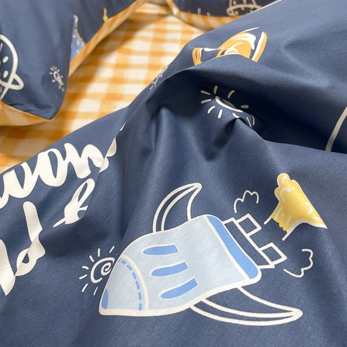 91家纺网 家纺一手货源 找家纺 曼之夏2022新款全棉13372匹马棉纯棉印花四件套 蓝空