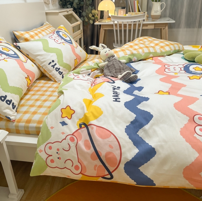 91家纺网 家纺一手货源 找家纺 曼之夏2022款全棉13372匹马棉纯棉印花四件套快乐星球兔