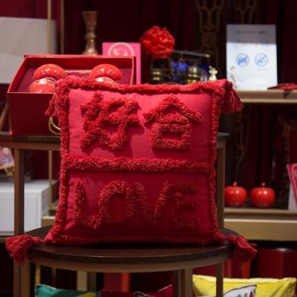 91家纺网 家纺一手货源 找家纺 （总） 恋佳 2020新款全棉簇绒绣抱枕套