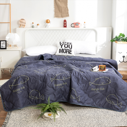 91家纺网 家纺一手货源 找家纺 梦莱发 2025新款芦荟棉夏被 鱼