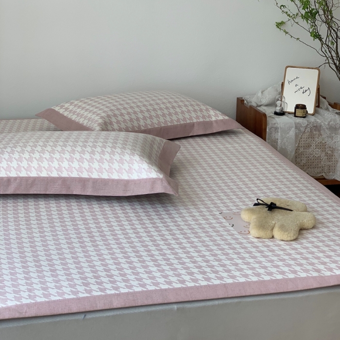 91家纺网 家纺一手货源 找家纺 时年 2021新款水洗提花冰丝凉席养生席 千鸟格-蜜粉