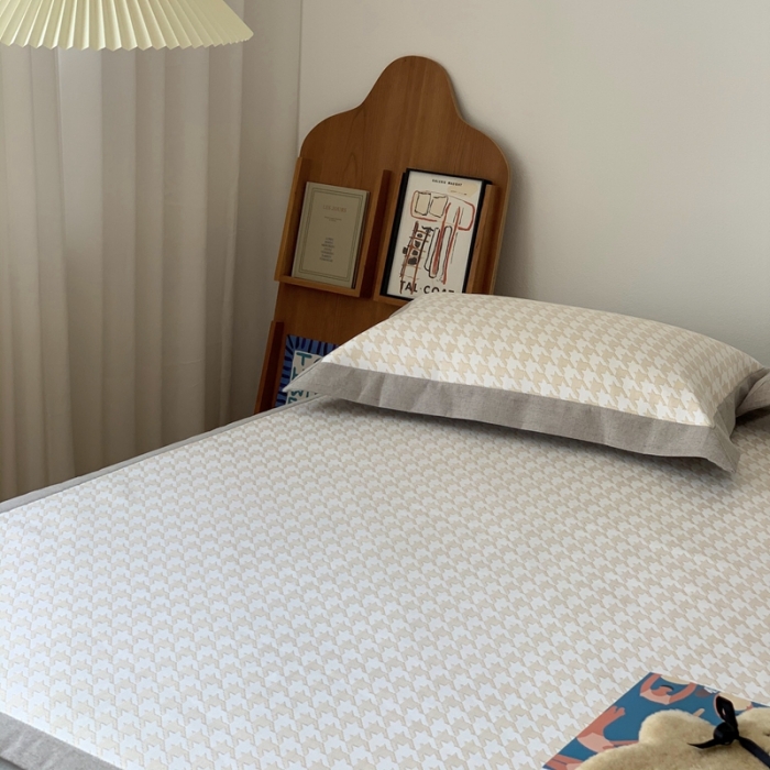 91家纺网 家纺一手货源 找家纺 时年 2021新款水洗提花冰丝凉席养生席 千鸟格-奶黄