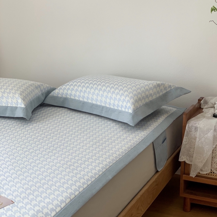 91家纺网 家纺一手货源 找家纺 时年 2021新款水洗提花冰丝凉席养生席 千鸟格-天蓝