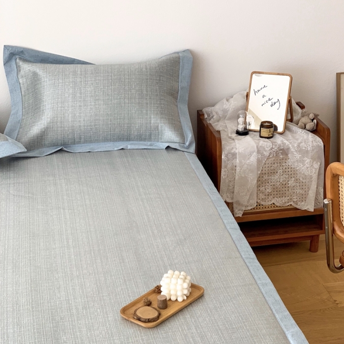 91家纺网 家纺一手货源 找家纺 时年 2021新款水洗提花冰丝凉席养生席 席纹-蓝灰