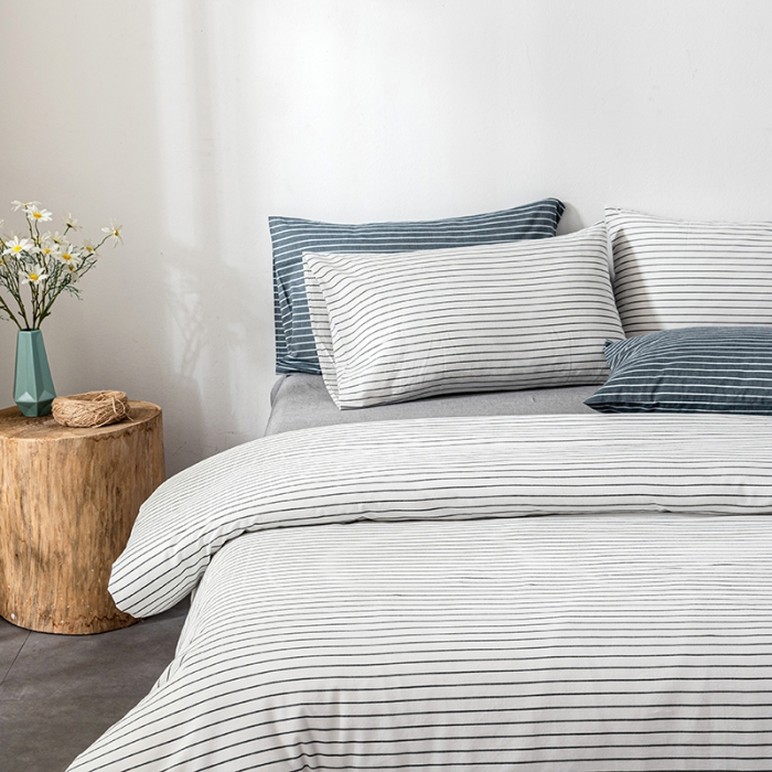 91家纺网 家纺一手货源 找家纺 久典 2022新款A类色织全棉水洗棉四件套（单品有售）白细条