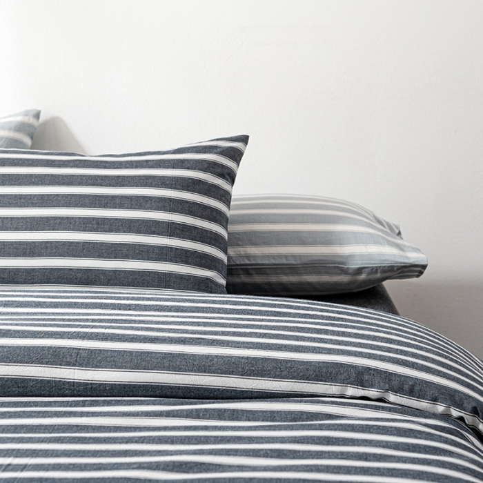 91家纺网 家纺一手货源 找家纺 久典 2022新款A类色织全棉水洗棉四件套（单品有售）灰粗条