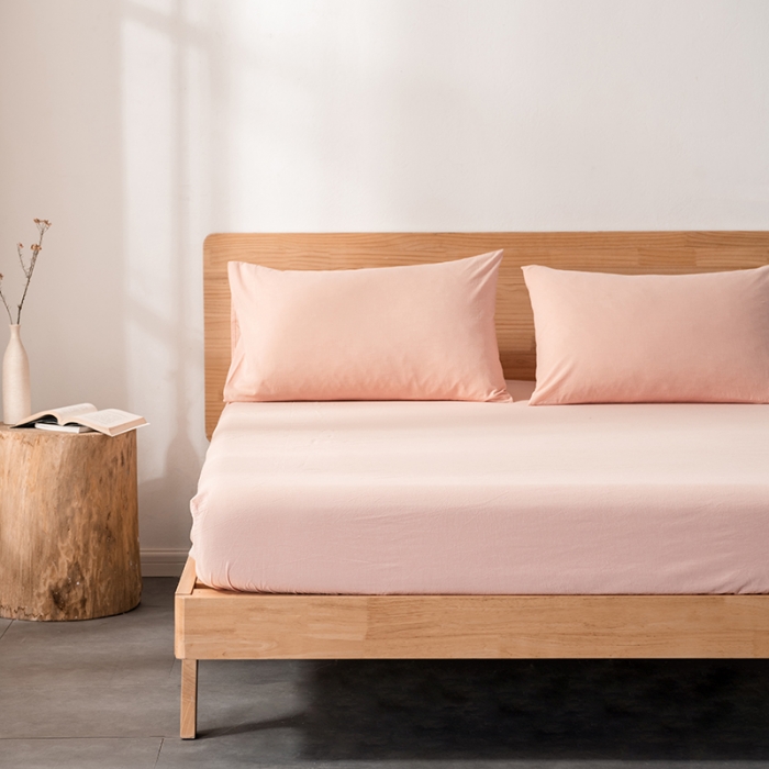 91家纺网 家纺一手货源 找家纺 久典 2022新款色织全棉水洗棉单品床笠 浅粉