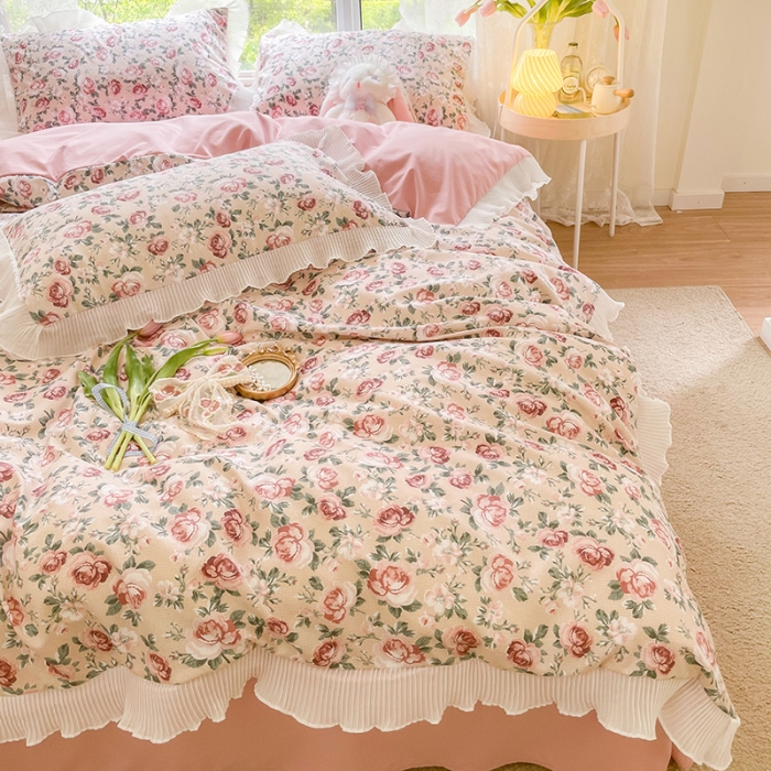 91家纺网 家纺一手货源 找家纺 琪格格纺织 2022新款水洗棉蕾丝边四件套 赤蔷薇