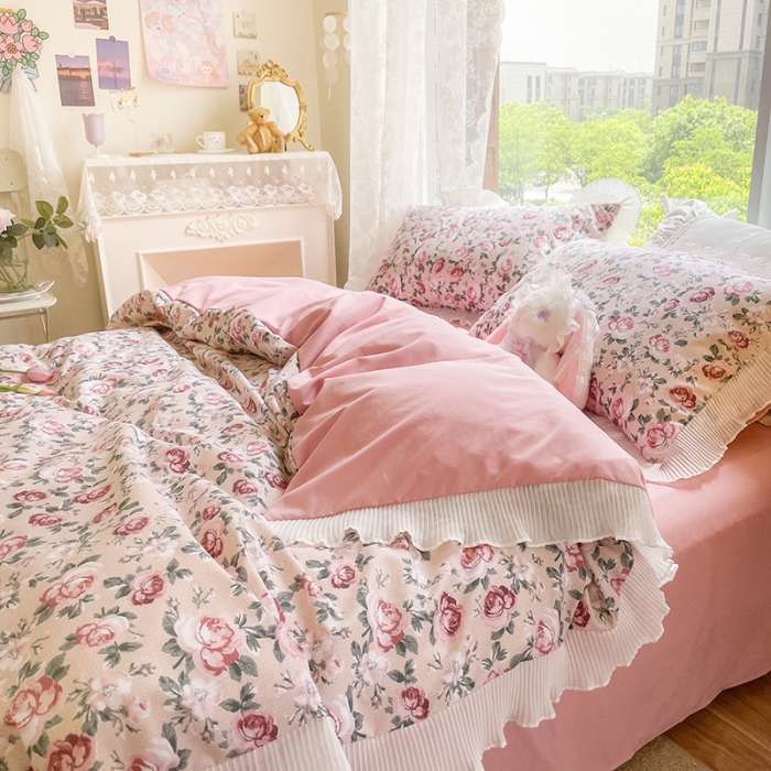 91家纺网 家纺一手货源 找家纺 琪格格纺织 2022新款水洗棉蕾丝边四件套 赤蔷薇