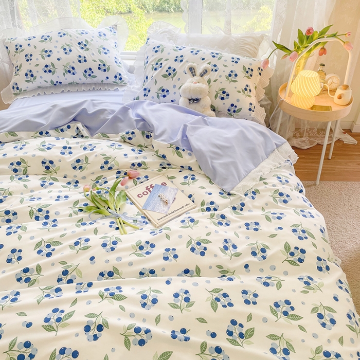 91家纺网 家纺一手货源 找家纺 琪格格纺织 2022新款水洗棉蕾丝边四件套 蓝莓