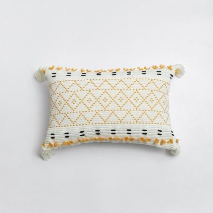 91家纺网 家纺一手货源 找家纺 （总）美茉家居色织提花流苏抱枕波西米亚风格剪花靠垫