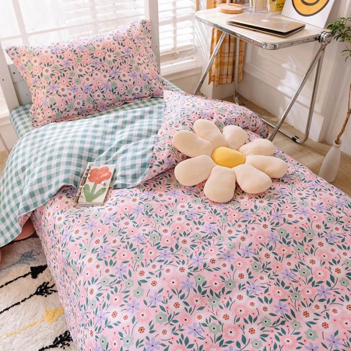 91家纺网 家纺一手货源 找家纺 多品家纺 2021新款12868全棉学生三件套 风铃花粉