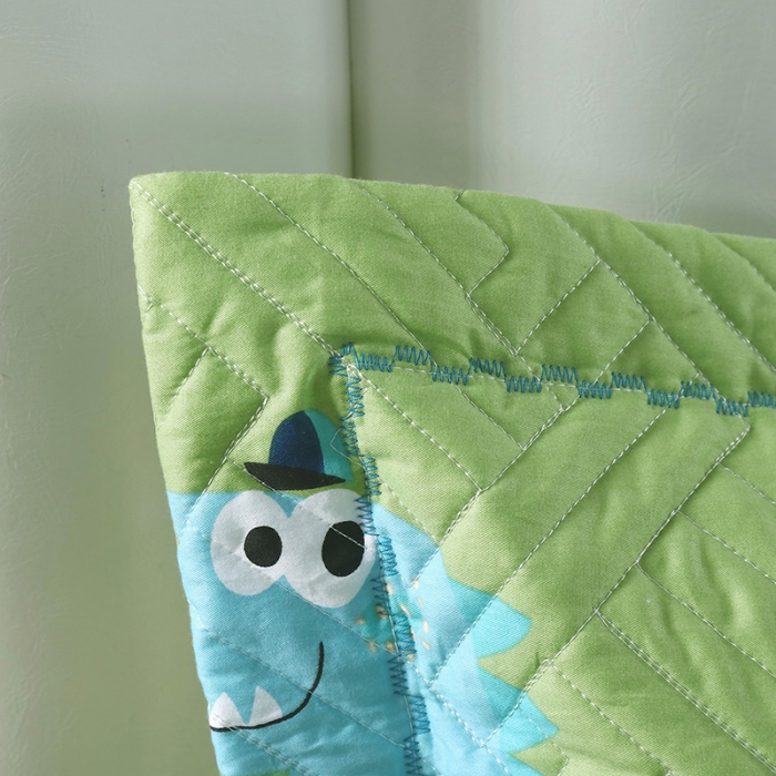 91家纺网 家纺一手货源 找家纺 OL2021新款13372全棉夹棉活性印染单品枕套七彩恐龙绿