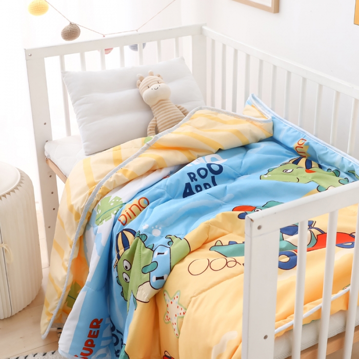 91家纺网 家纺一手货源 找家纺 吉咪兔 2022儿童磨毛卡通夏被 恐龙春游