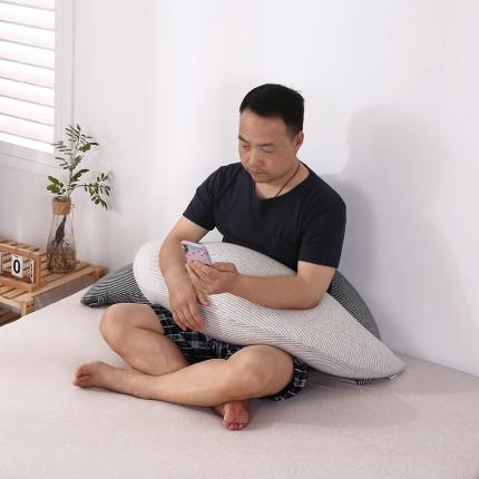 91家纺网 家纺一手货源 找家纺 （总）帛茗轩家居 2021新款月牙抱枕