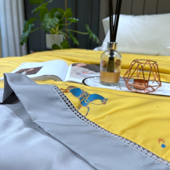 91家纺网 家纺一手货源 找家纺 榻尚家居 2021新款天丝提花蚕丝夏凉被 黄色