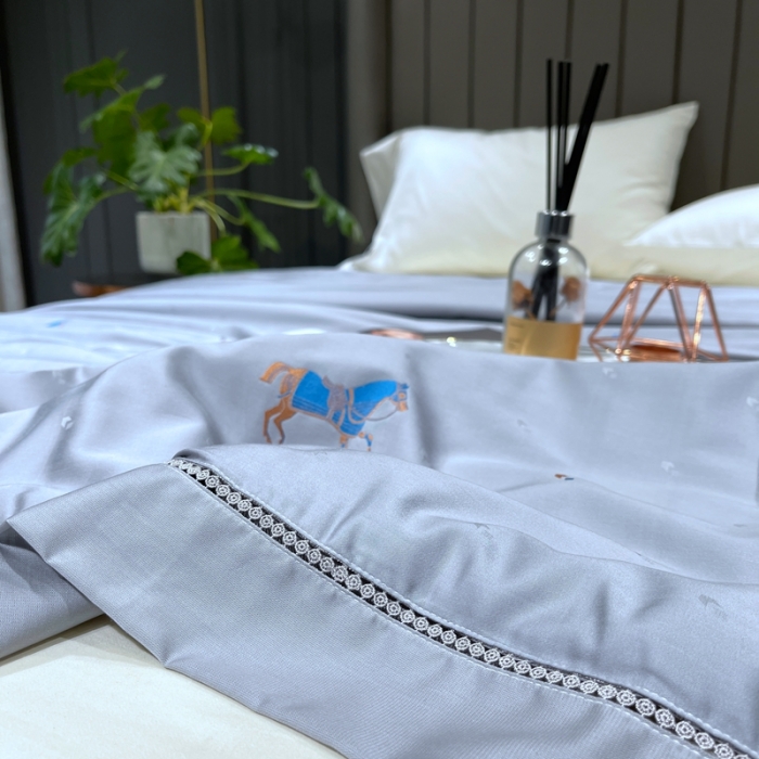 91家纺网 家纺一手货源 找家纺 榻尚家居 2021新款天丝提花蚕丝夏凉被 灰色