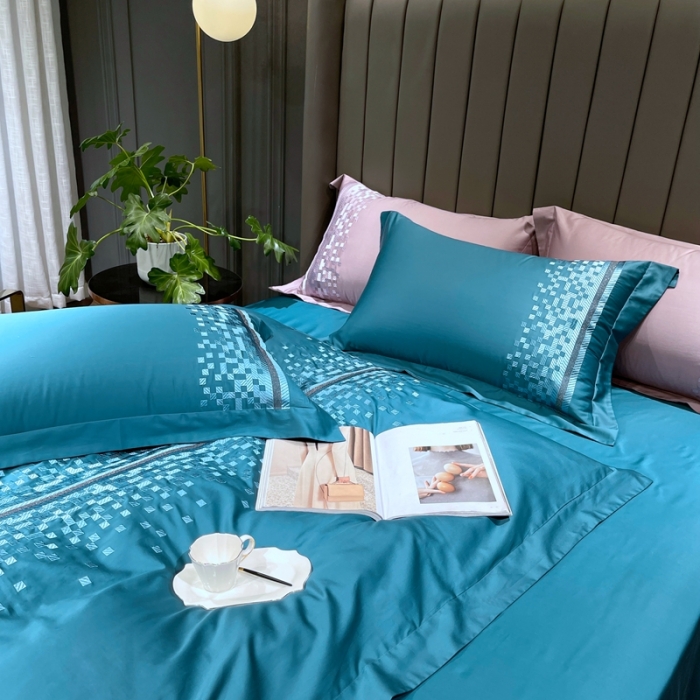 91家纺网 家纺一手货源 找家纺 榻尚家居 2021新款80长绒棉精品刺绣四件套 爱意蓝