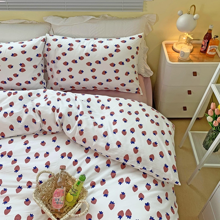 91家纺网 家纺一手货源 找家纺 田野家纺 2021新款初夏全棉四件套 小草莓