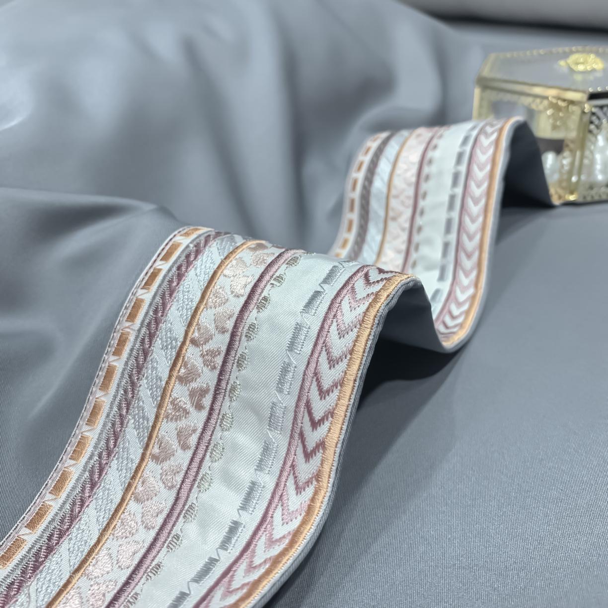 91家纺网 家纺一手货源 找家纺 安妮家居 2021新款水洗真丝刺绣四件套-奈雪系列 豆豆灰