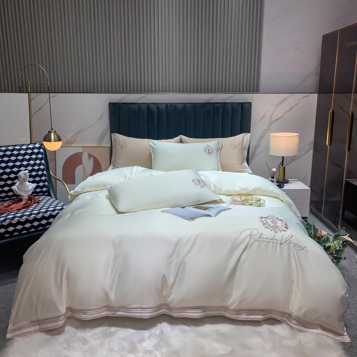 91家纺网 家纺一手货源 找家纺 安妮家居 2021新款水洗真丝刺绣四件套-奈雪系列 微微白