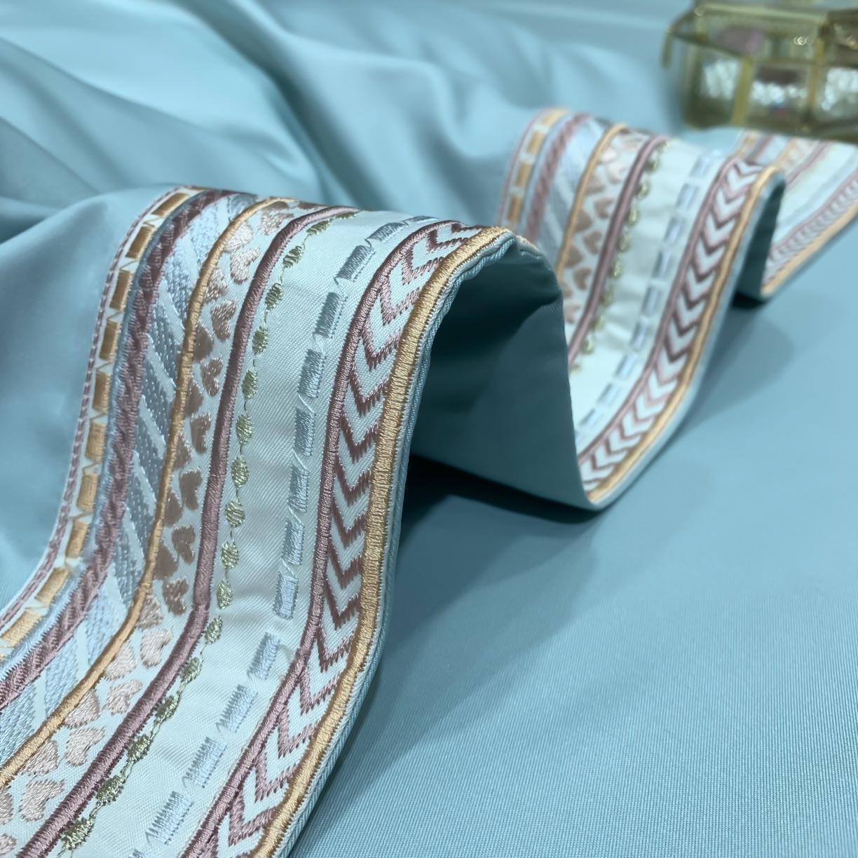 91家纺网 家纺一手货源 找家纺 安妮家居 2021新款水洗真丝刺绣四件套-奈雪系列 浅浅蓝