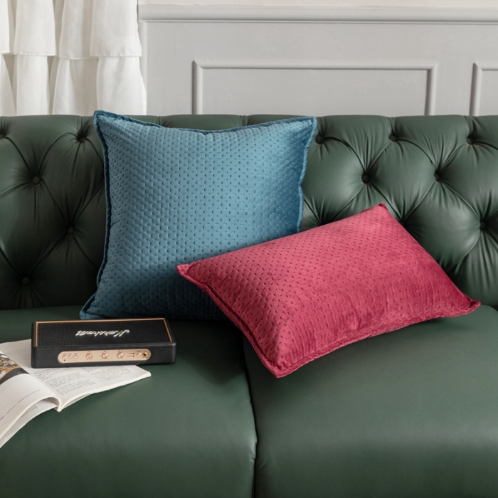 91家纺网 家纺一手货源 找家纺 （总）918拾朵家居新款荷兰绒压花抱枕瑞比娅