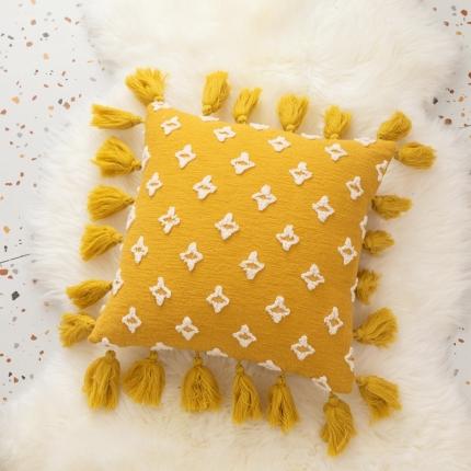 91家纺网 家纺一手货源 找家纺 （总）918拾朵家居新款流苏款索菲亚剪花抱枕