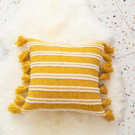 91家纺网 家纺一手货源 找家纺 （总）918拾朵家居新款流苏款索菲亚剪花抱枕