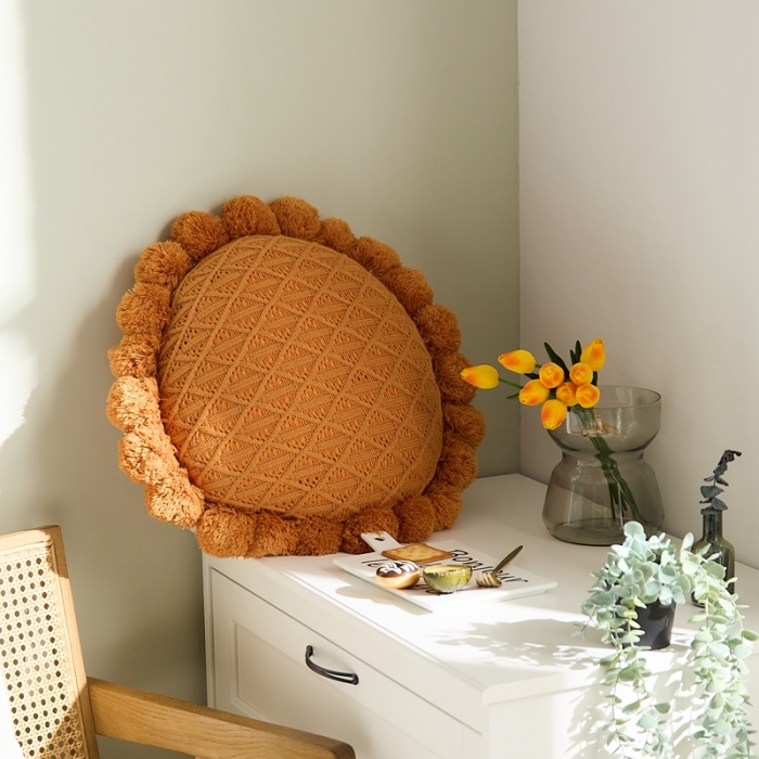 91家纺网 家纺一手货源 找家纺 （总）918拾朵家居 2021新款向阳花针织蒲团抱枕