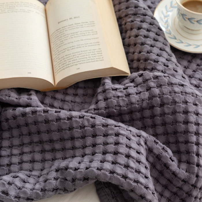 91家纺网 家纺一手货源 找家纺 918拾朵家居2021新款全棉华夫格毛巾被盖毯 黛紫色