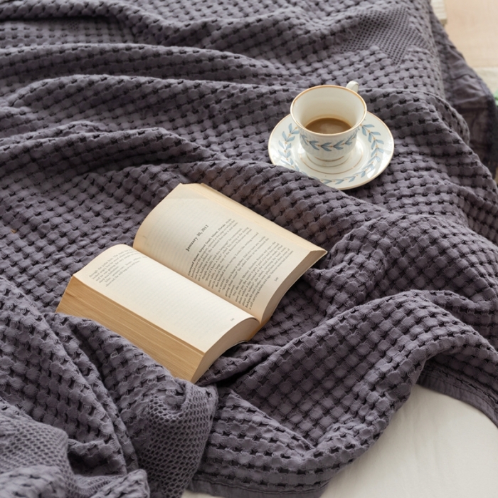 91家纺网 家纺一手货源 找家纺 918拾朵家居2021新款全棉华夫格毛巾被盖毯 黛紫色