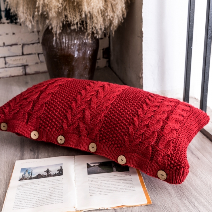 91家纺网 家纺一手货源 找家纺 918拾朵家居 2021新款粗针麻花长腰枕 酒红