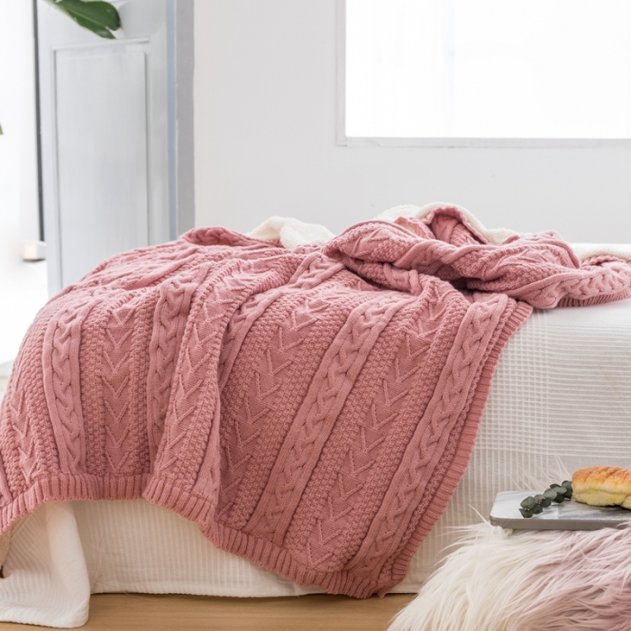 91家纺网 家纺一手货源 找家纺 918拾朵家居 2021新款公主风加绒毯 复古粉