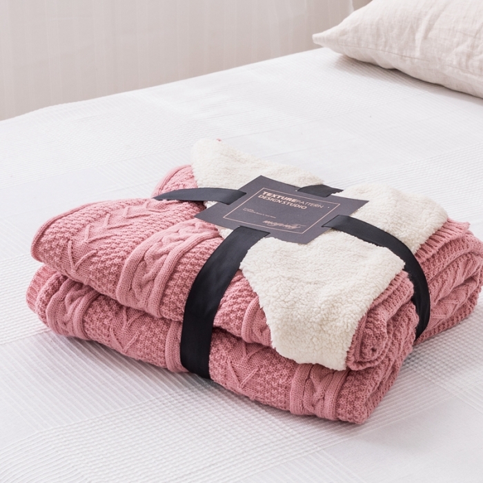 91家纺网 家纺一手货源 找家纺 918拾朵家居 2021新款公主风加绒毯 复古粉