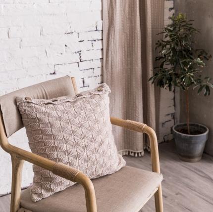 91家纺网 家纺一手货源 找家纺 918拾朵家居 2021新款立体方格抱枕 米色