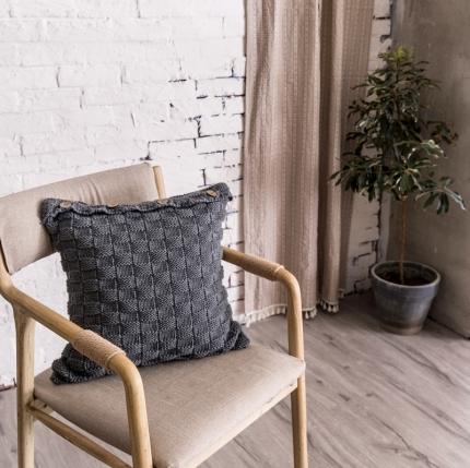 91家纺网 家纺一手货源 找家纺 918拾朵家居 2021新款立体方格抱枕 灰色