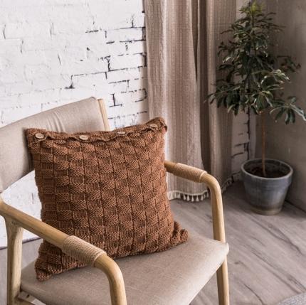 91家纺网 家纺一手货源 找家纺 918拾朵家居 2021新款立体方格抱枕 咖色