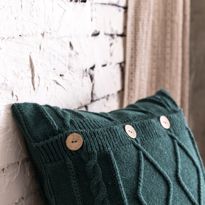 91家纺网 家纺一手货源 找家纺 918拾朵家居2021新款菱格麻花抱枕 墨绿